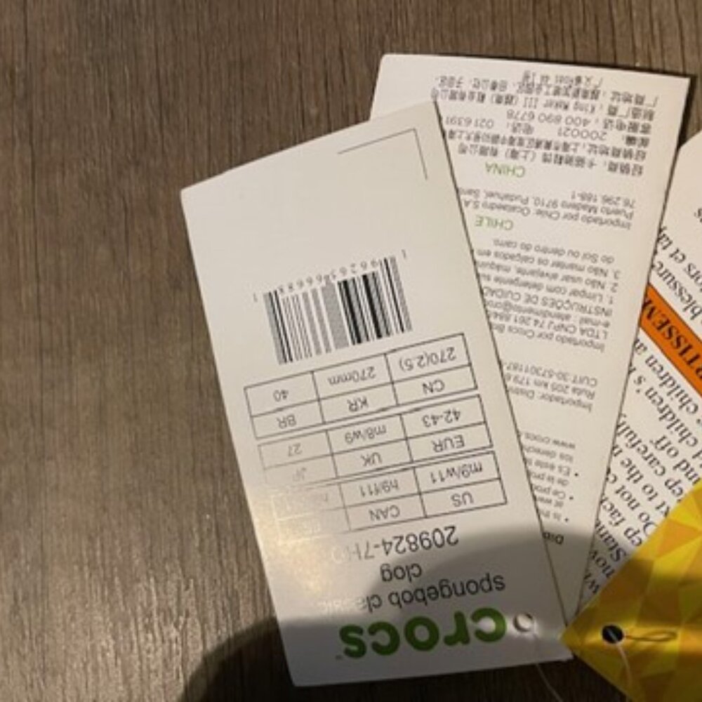 Crocs: SpongeBob Classic Clog - Picture 3 of 5